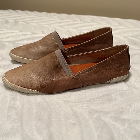 Frye Shoes - Picture 2 of 13